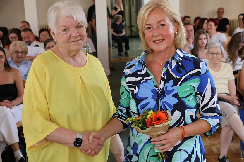Dreitausend Euro Spende f&uuml;r den F&ouml;rderverein der Kreismusikschule (Foto: J.Piper)