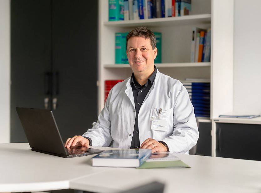  Prof. Christian Geis, Direktor der Klinik f&uuml;r Neurologie am UKJ  (Foto:  UKJ/I. Rodigast)