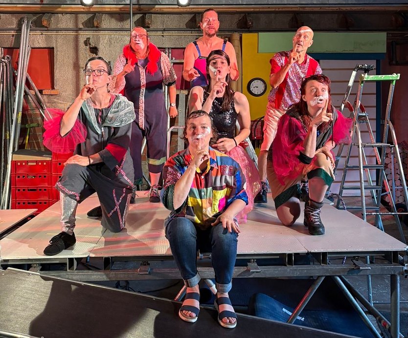 Ensemble der Spiel- und Theaterwerkstatt Erfurt  (Foto: Ensemble des Jugendtheaters EKM)