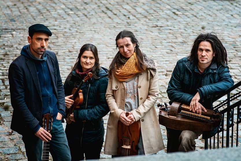 Str&ouml;mkarlen spielen im Panorama Museum (Foto: Str&ouml;mkarlen)