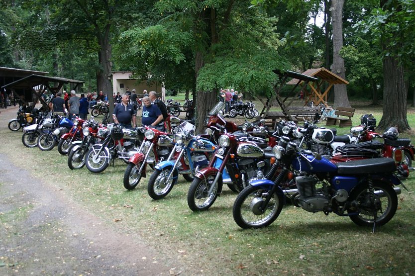 Zweirad-Treffen  (Foto: U.Reinboth )