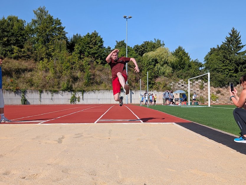 Thomas Ruhe war einer von 235 Teilnehmern, die an den Sportstationen ihr Bestes gaben (Foto: Janine Skara)
