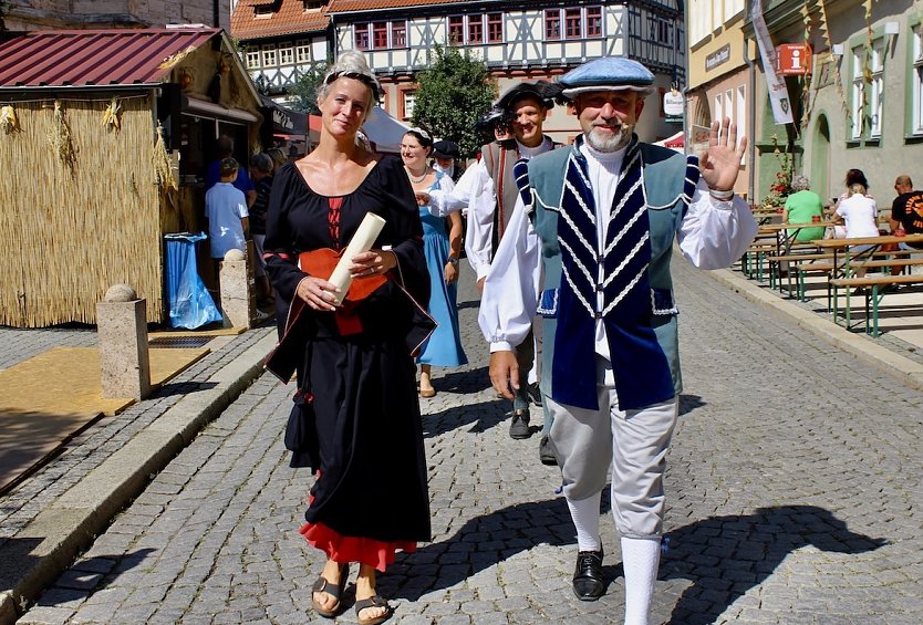 Einzug des B&uuml;rgermeisters zum letzten Mittelalterstadtfest: Wie geht es nun weiter? (Foto: Eva Maria Wiegand)
