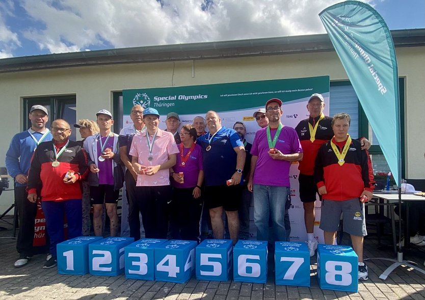Siegerehrung beim 2. Special Olympics Golfturnier im Wartburg-Golfpark (Foto: Diako Th&uuml;ringen)