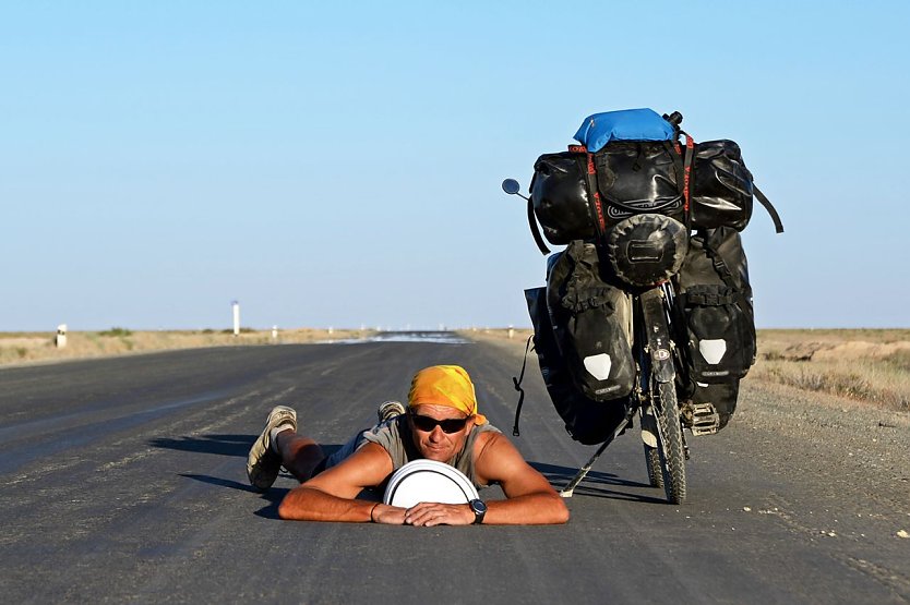 Mit dem Fahrrad auf der Seidenstra&szlig;e (Foto: Thomas Meixner)