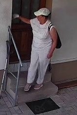 Wer erkennt diese Frau? (Foto: Peter Blei)