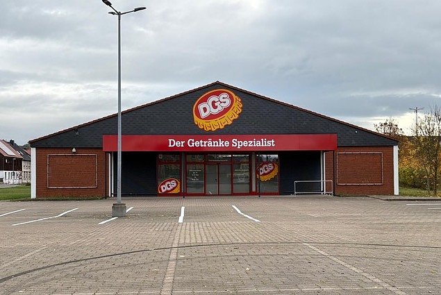 Der neue Getr&auml;nkemarkt in Salza (Foto: Winsel)
