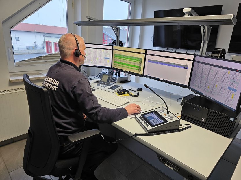 Blick in die Einsatzzentrale (Foto: Jan Weinrich)