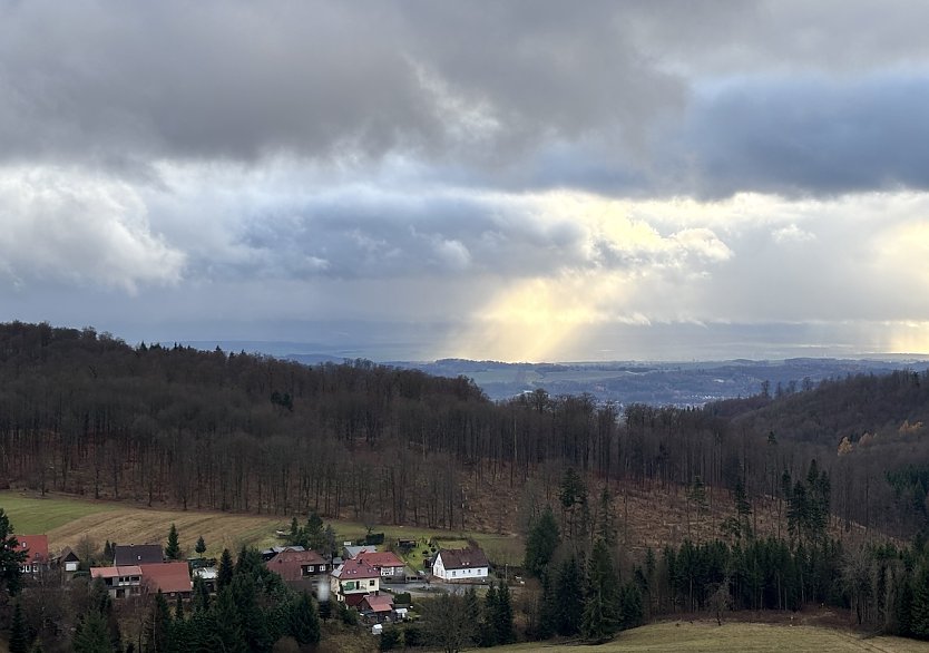 Ausblick vom Hexenbesen in Rothes&uuml;tte (Foto: oas)