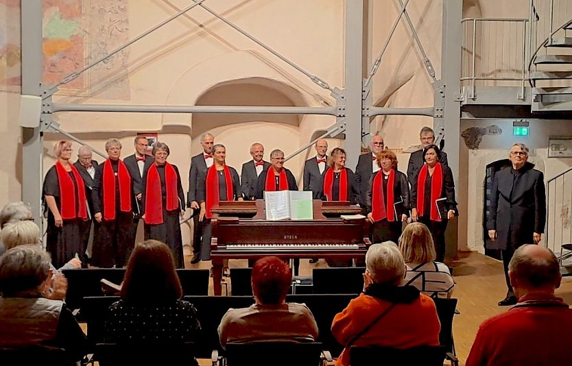Weihnachten mit den Sondershäuser Madrigalisten in der Cruciskirche (Foto: Angela Weißmantel) Weihnachten mit den Sondershäuser Madrigalisten in der Cruciskirche (Foto: Angela Weißmantel)