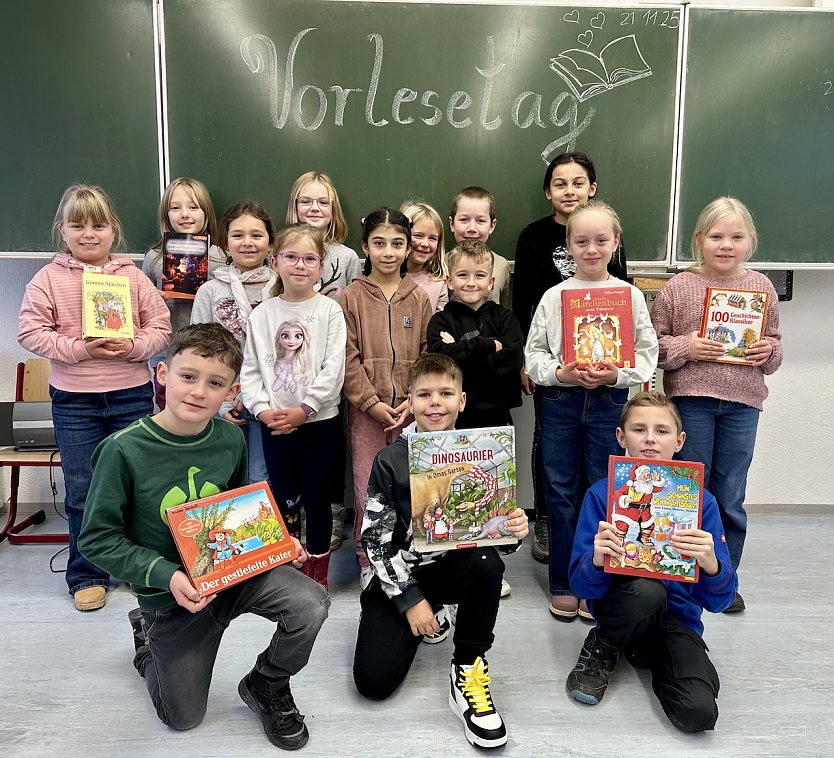 Vorlesetag in der Grundschule Hohenebra (Foto: K.Liedecke) Vorlesetag in der Grundschule Hohenebra (Foto: K.Liedecke)