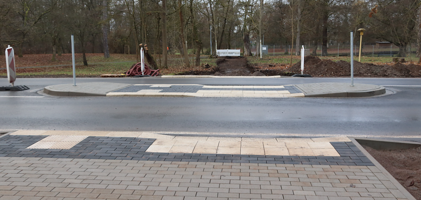 Neue Querungshilfe zwischen Stadtpark und Parkschloss (Foto: Stadt Nordhausen)