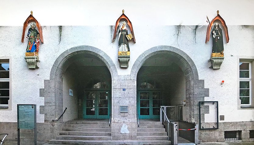 So hatte sich Wolfgang M&uuml;ller das Trio der Nordh&auml;user Gr&uuml;nderfiguren am Neuen Rathaus vorgestellt (Foto: Wolfgang M&uuml;ller)