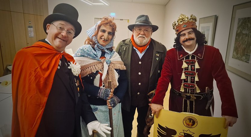 Der (neue) Roland und sinne Konfiefchen  (Foto: agl)