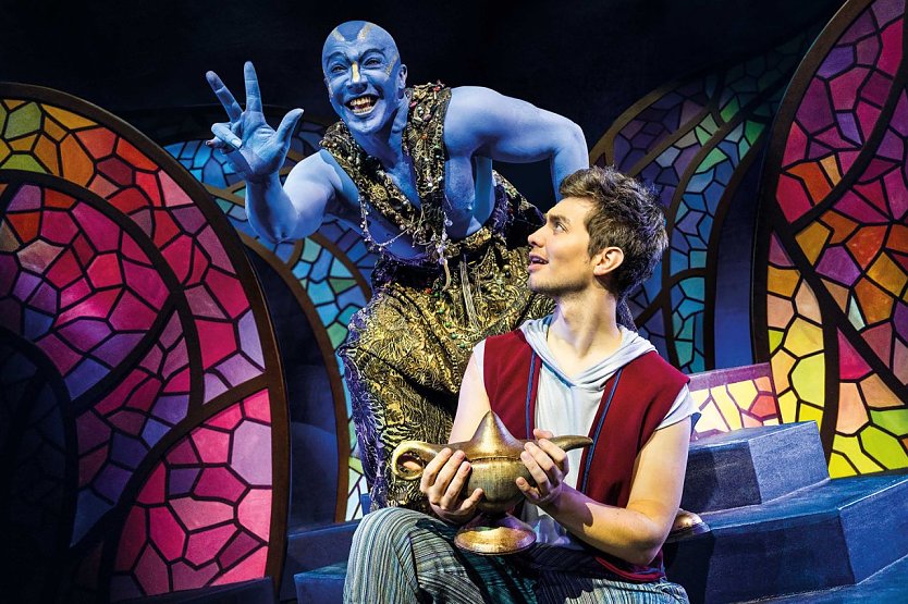 Bild: Aladin und der Dschinni aus dem St&uuml;ck "Aladin - Das Musical"
