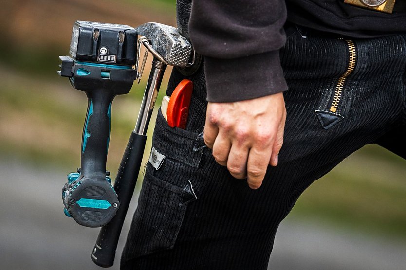 Für Dackdecker im Landkreis Nordhausen gibt es mehr Geld. (Foto: IG BAU, Alireza Khalili) Für Dackdecker im Landkreis Nordhausen gibt es mehr Geld. (Foto: IG BAU, Alireza Khalili)