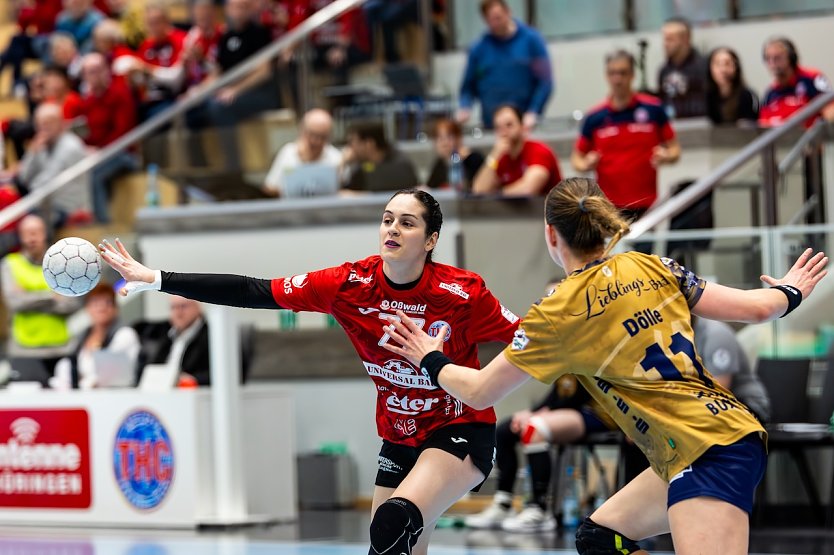 Thüringer HC setzt sich gegen Buxtehuder SV durch (Foto: Christian Heilwagen) Thüringer HC setzt sich gegen Buxtehuder SV durch (Foto: Christian Heilwagen)