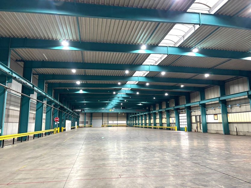 Blick in einer der Hallen. (Foto: Alexander Schweinle)