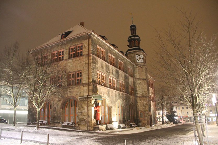 Bild: Das Nordh&auml;user Rathaus im Schnee