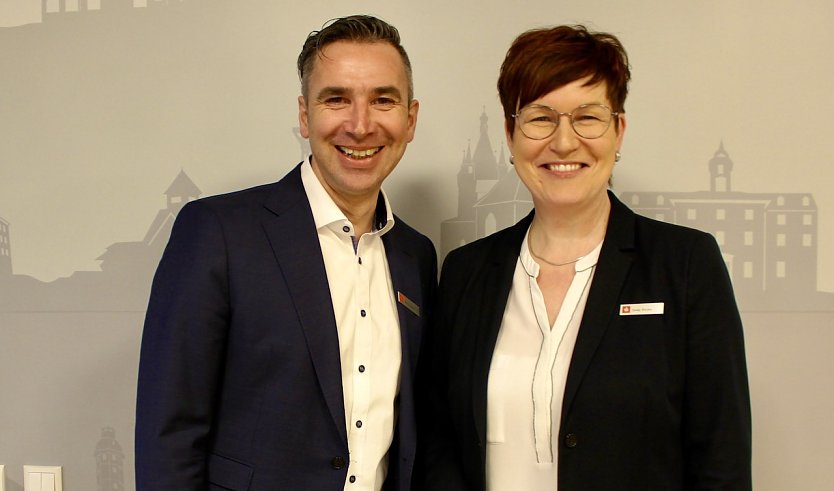 Ren&eacute; Leipnitz Vorstandsvorsitzender der Kyffh&auml;usersparkasse; Sindy Ritzke Vorstandsmitglied (Archiv) (Foto: Eva Maria Wiegand)