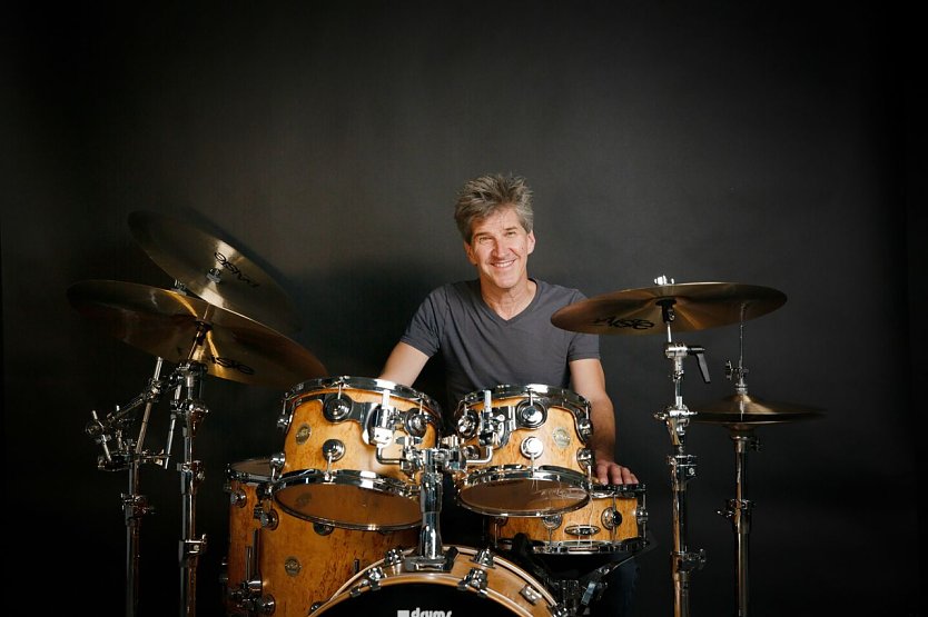 Chad Wackerman spielt beim Jazzclub auf (Foto: Shelly Strazis)