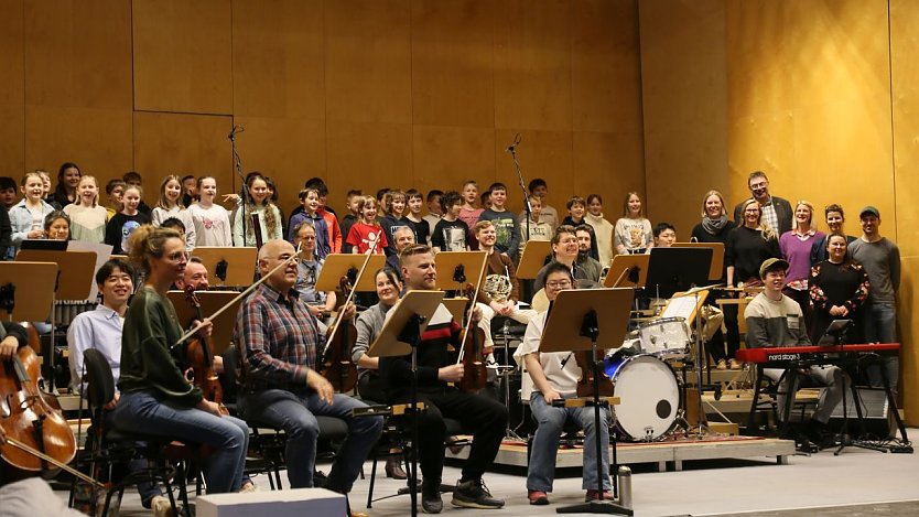 Ein gemeinsames Musikprojekt kommt am Montag erstmals zur Auff&uuml;hrung.  (Foto: Renate Liedtke)