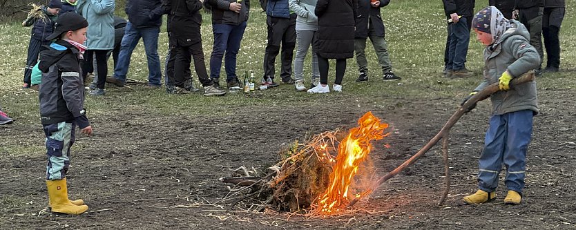 Es brennt ... Feuer am Gr&uuml;ndonnerstag in Herreden (Foto: vgf)