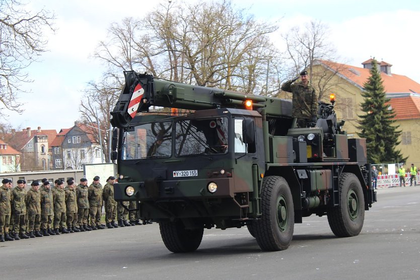 Symbolbild Milit&auml;rfahrzeug (Foto: emw)