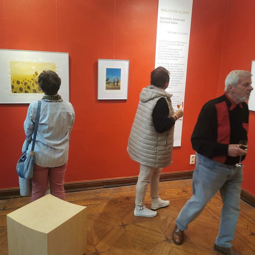 G&auml;ste in der "Gl&uuml;ck"-Ausstellung im Kunsthaus (Foto: Stadt Nordhausen)