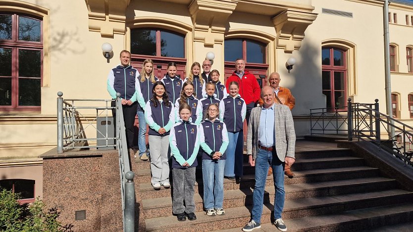 F&uuml;r die Handball-Damen des Herder-Gymnasiums geht es kommende Woche zum Berliner Bundesfinale bei "Jugend trainiert f&uuml;r Olympia" (Foto: agl)