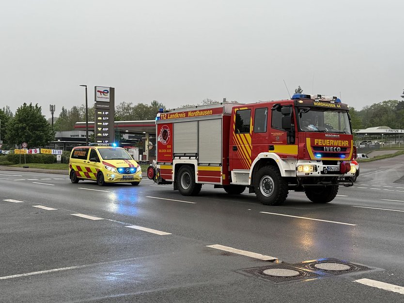 Am Dienstagmorgen ereignete sich ein Unfall in der Halleschen Stra&szlig;e in Nordhausen.  (Foto: Silvio Dietzel)