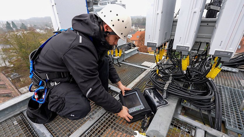 In Wernrode wurde ein neuer Mobilfunkmast in Betrieb genommen.  (Foto: Telekom )