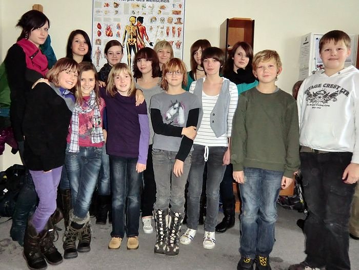 Wissbegierige Gymnasiasten (Foto: S. Meyer)