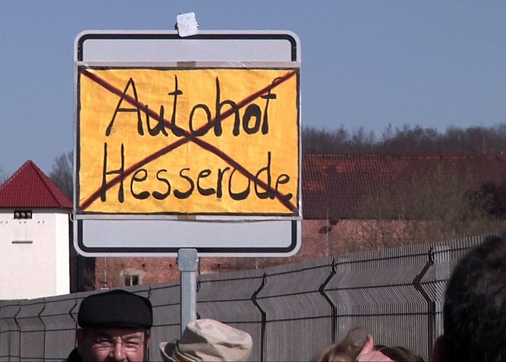Bild: Demo gegen Autohof