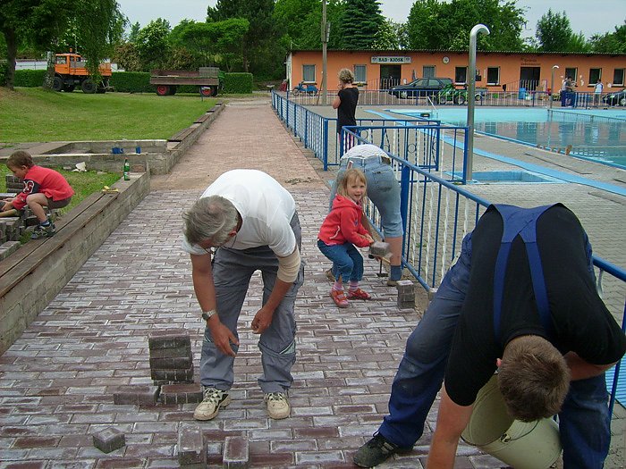 Bild: Schwimmbad Gro&szlig;furra
