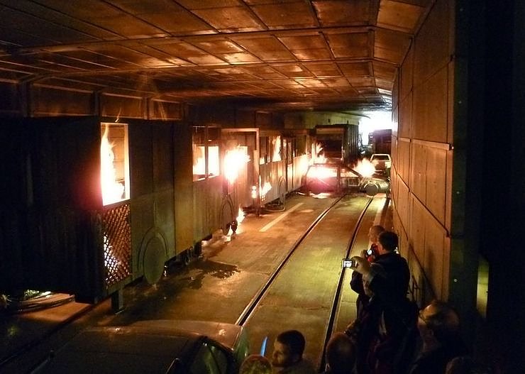 Bild: Brand im Tunnel ge&uuml;bt