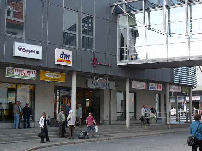 Bild: Fotoausstellung in der Galerie