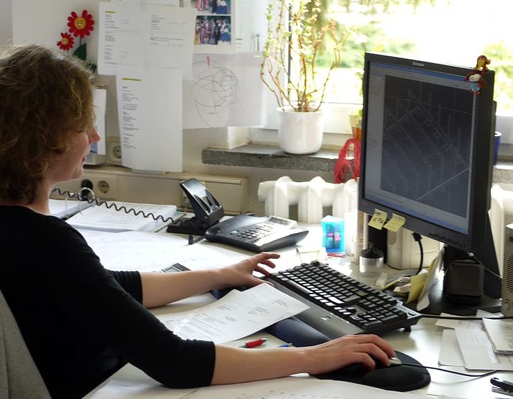 Bild: Moderner Arbeitsplatz