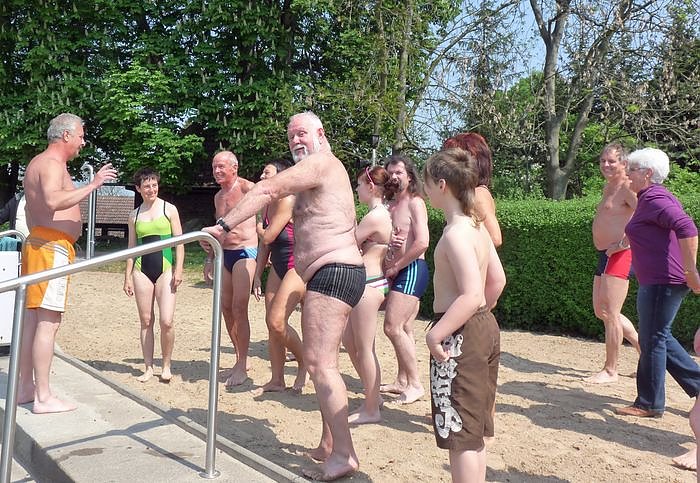 Bild: Spa&szlig; beim Anbaden