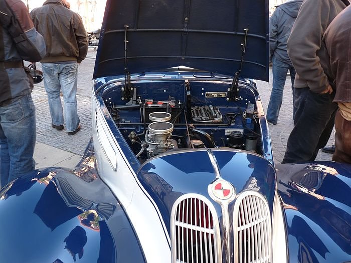 Bild: Oldtimer verdr&auml;ngt