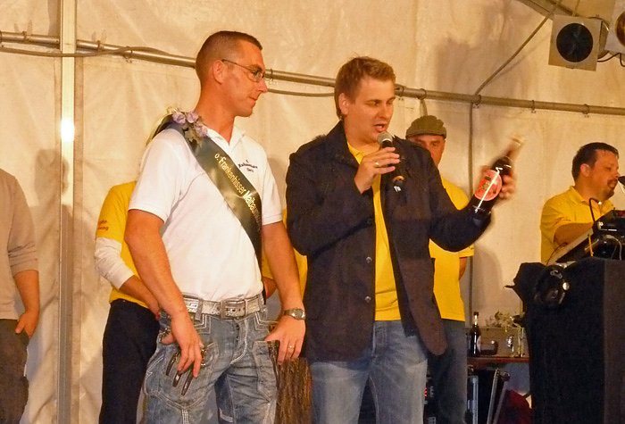Bild: Maibaumk&ouml;nig
