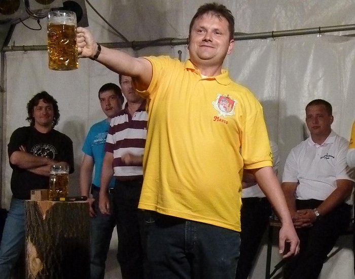 Bild: Maibaumk&ouml;nig