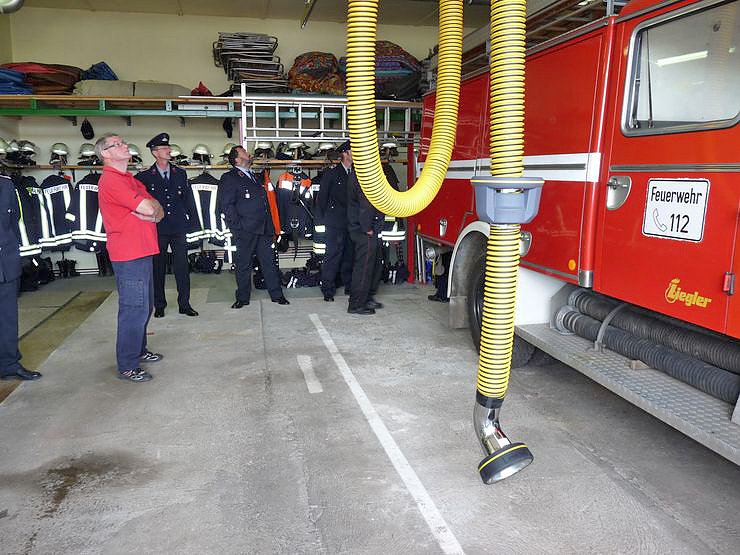 Bild: Abgasanlage f&uuml;r Feuerwehr
