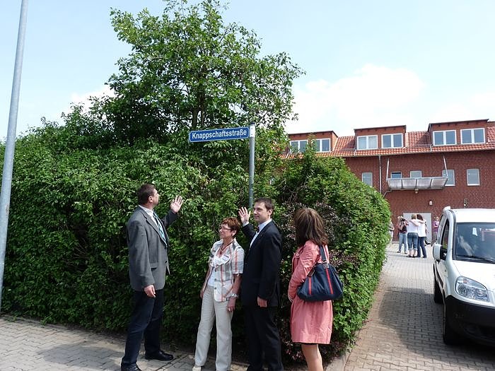 Bild: Einweihung der Knappschaftsstra&szlig;e