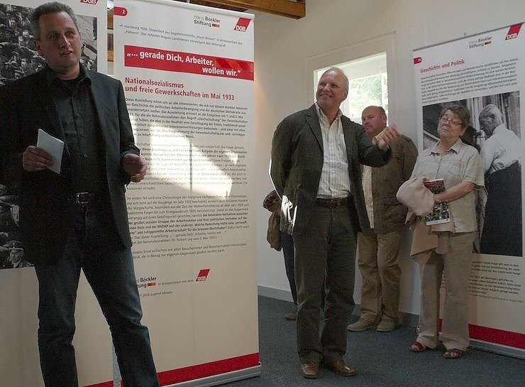 Bild: Ausstellung er&ouml;ffnet