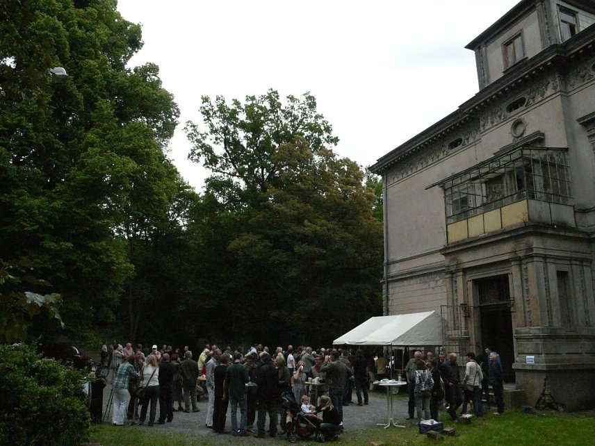 Bild: Zahlreiche Jazzfreunde fanden ihren Weg in den Park