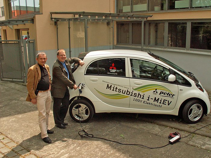 Bild: Kooperation zu Elektromobilit&auml;t