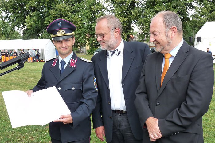 Bild: Kameraden ausgezeichnet