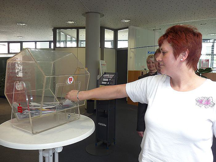 Bild: Ziehung Gewinnerin