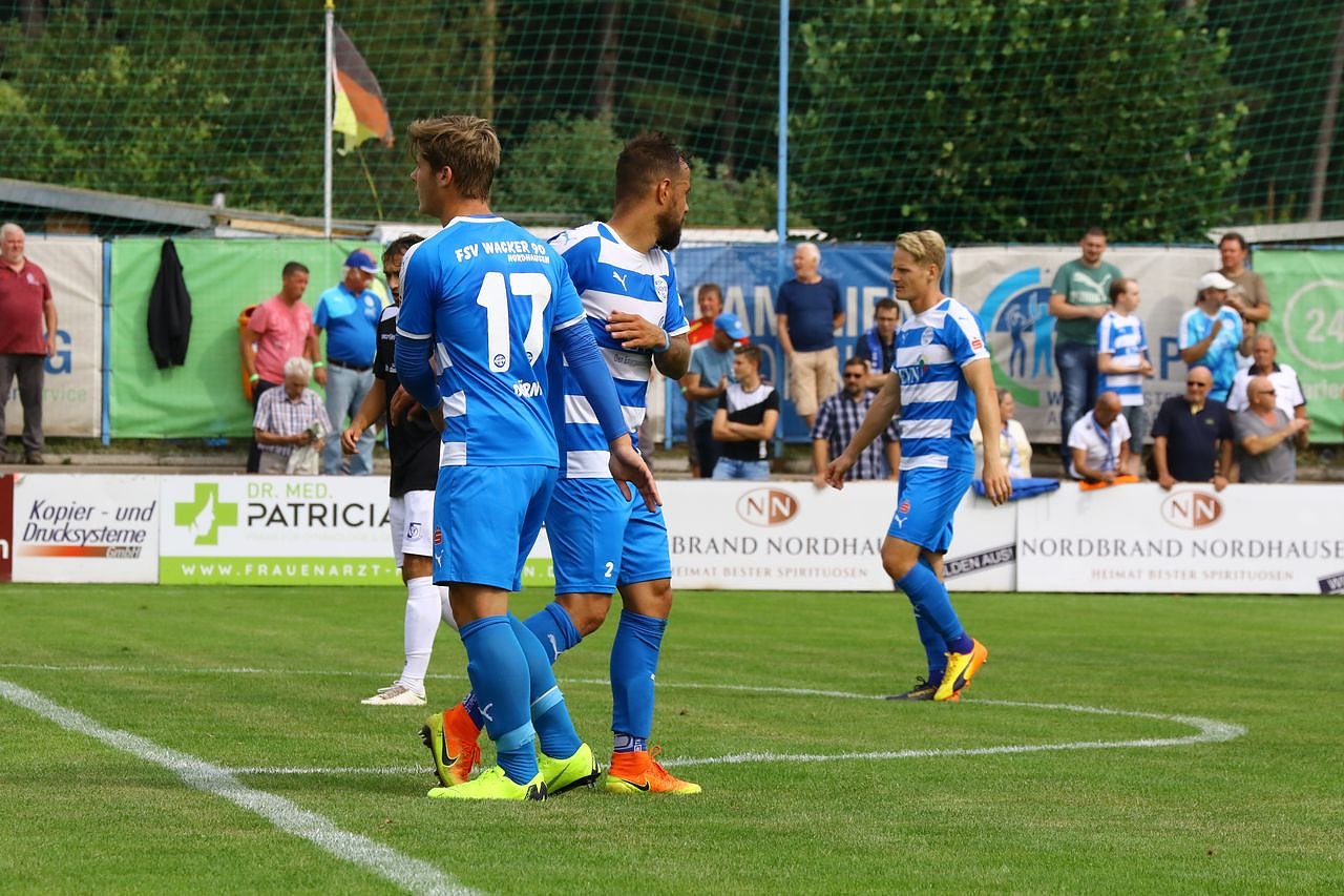 Bild: Premiere mit Widrigkeiten